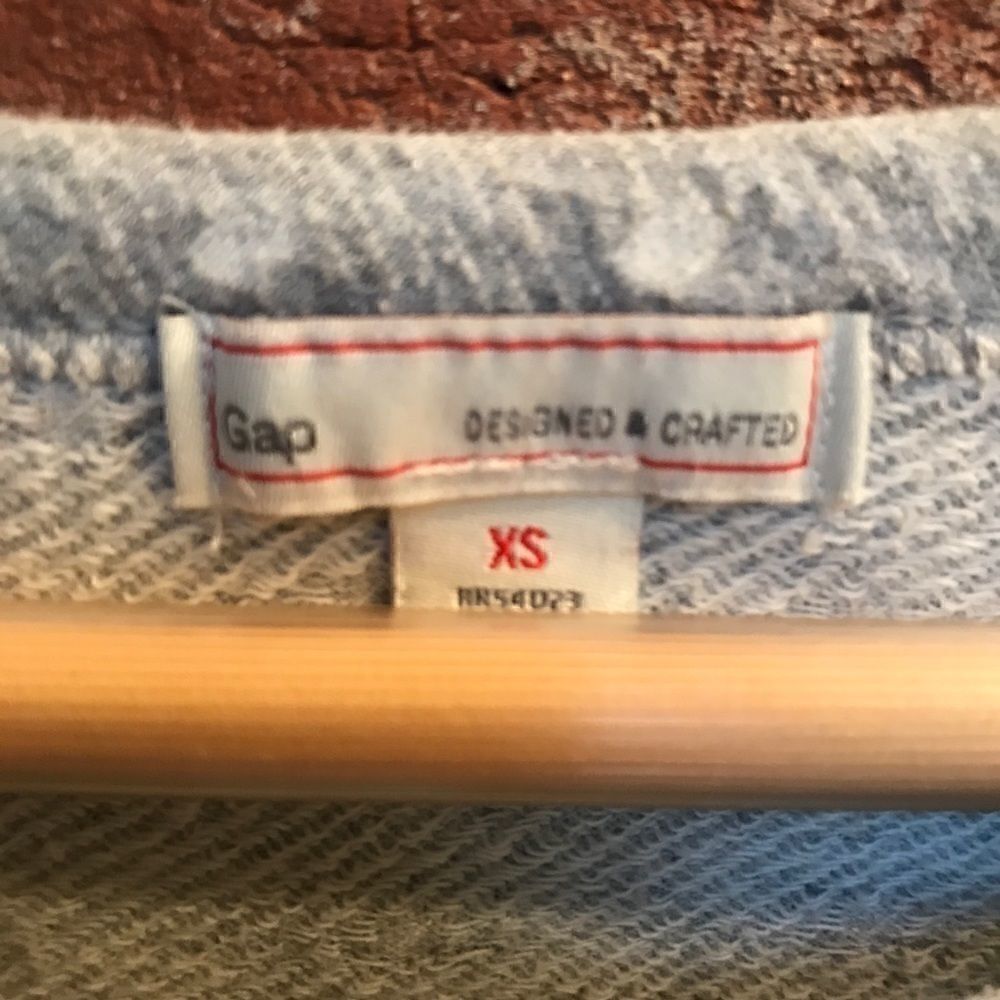 Gap High/Low Sweatshirt   - Picture 4 of 5